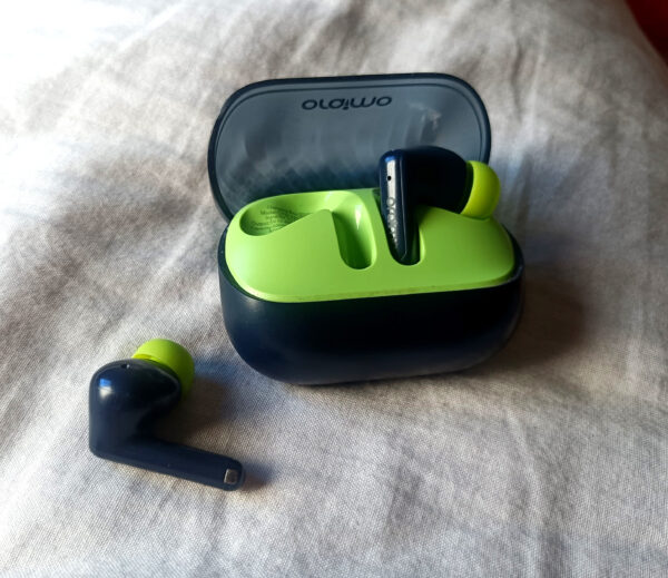Oraimo FreePods Neo Mysterious Blue TWS Bluetooth Earbuds #HAVY-3ASS - Image 4